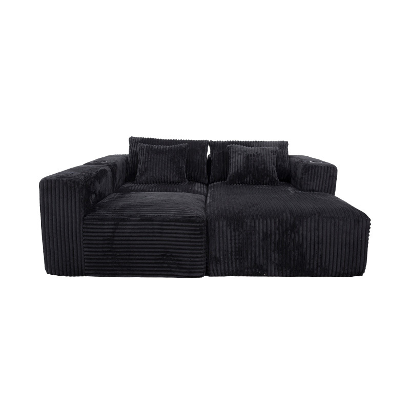 Stor L-formet hjørnesofa i sort fløjlsbuk med fuldskummoduler, flere puder og indbyggede kopholdere Stor L-formet hjørnesofa i sort fløjlsbuk med fuldskummoduler, flere puder og indbyggede kopholdere