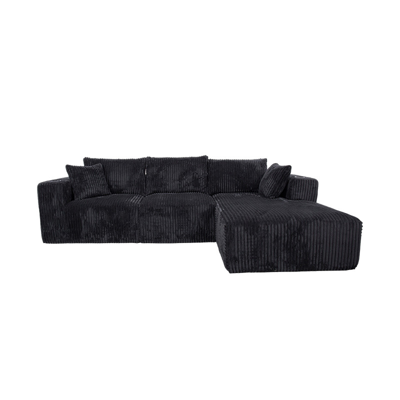 Stor L-formet hjørnesofa i sort fløjlsbuk med fuldskummoduler, flere puder og indbyggede kopholdere Stor L-formet hjørnesofa i sort fløjlsbuk med fuldskummoduler, flere puder og indbyggede kopholdere